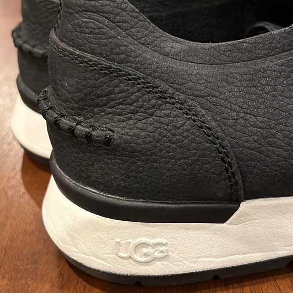 UGGS Sneakers - Picture 2 of 5